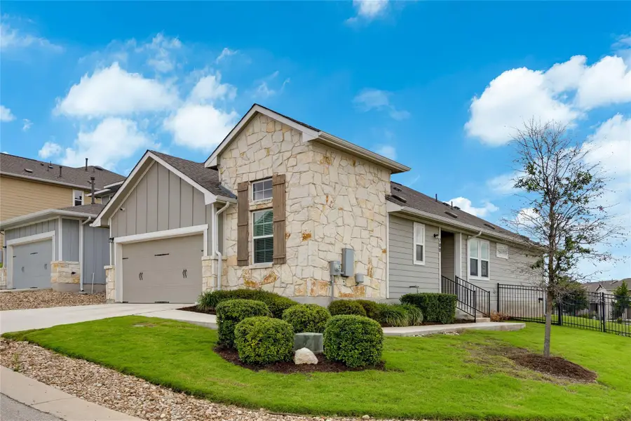 700 Affazia Ln #C, Georgetown, TX 78628 - #2