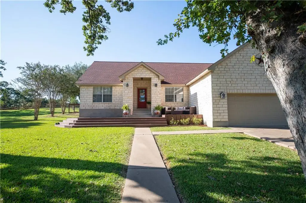 460 Tahitian Dr, Bastrop, TX 78602 - #1