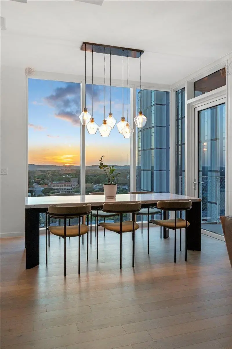 313 W 17th St #1204, Austin, TX 78701 - Image #2