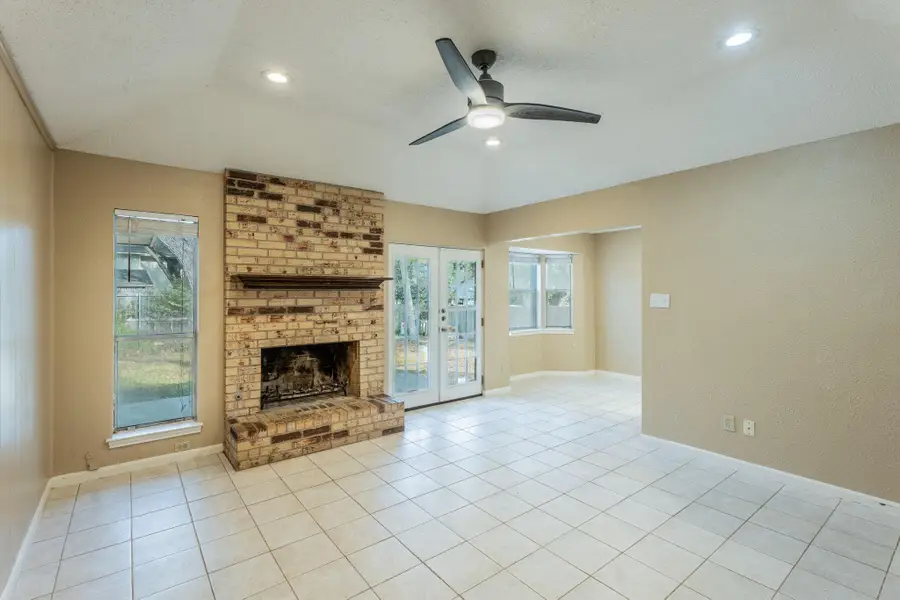 5628 Wagon Train Rd, Austin, TX 78749 - #2