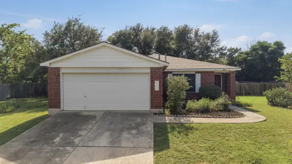 101 Presidio Dr, Leander, TX 78641