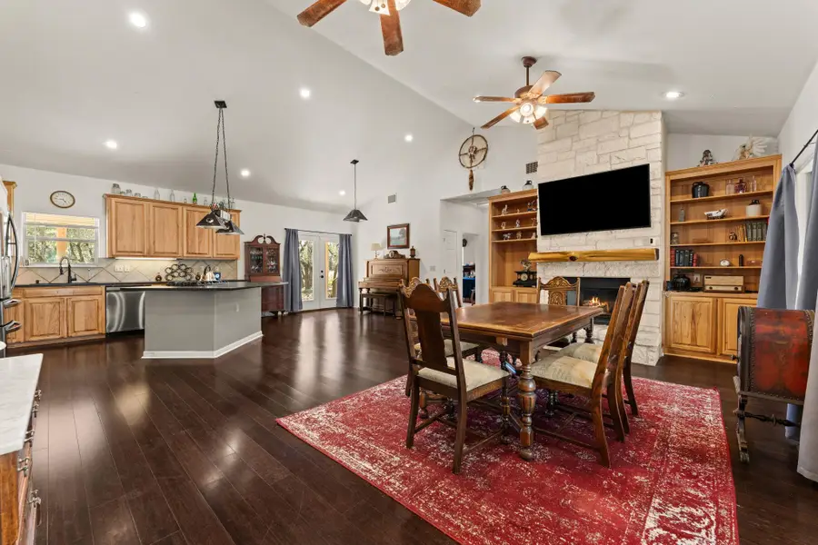 1820 Envoy Pl, Spicewood, TX 78669 - Image #3