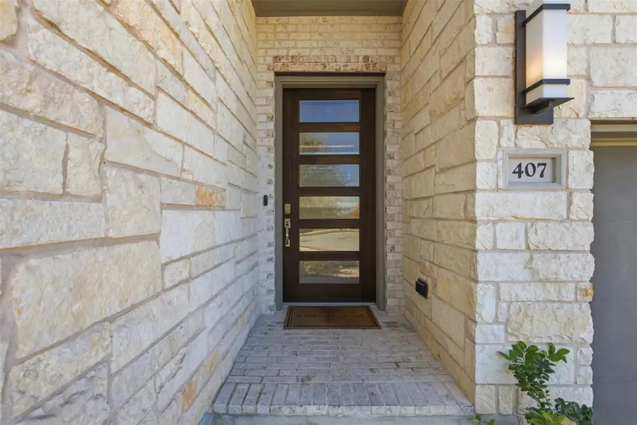 407 Francis Lottie Dr, Buda, TX 78610 - #2