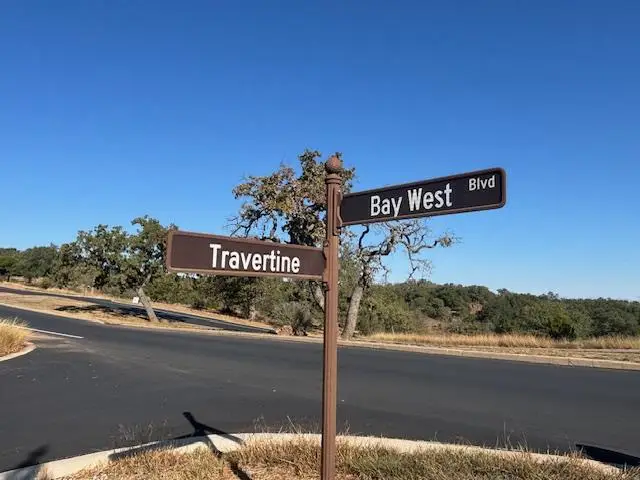 104 Travertine, Horseshoe Bay, TX 78657 - Image #2