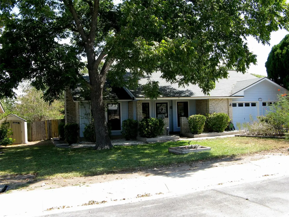504 Greenway Dr, Pflugerville, TX 78660 - #1