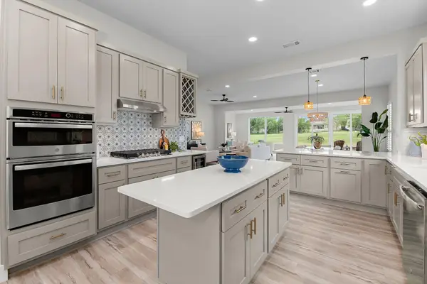 130 Crepe Myrtle Ln, Georgetown, TX 78633