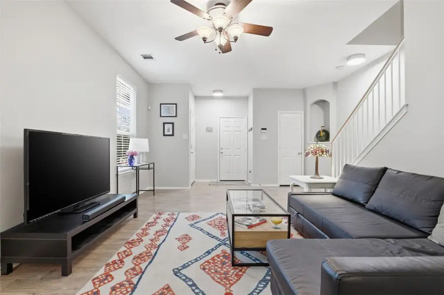 1481 E Old Settlers Blvd #1502, Round Rock, TX 78664 - #3