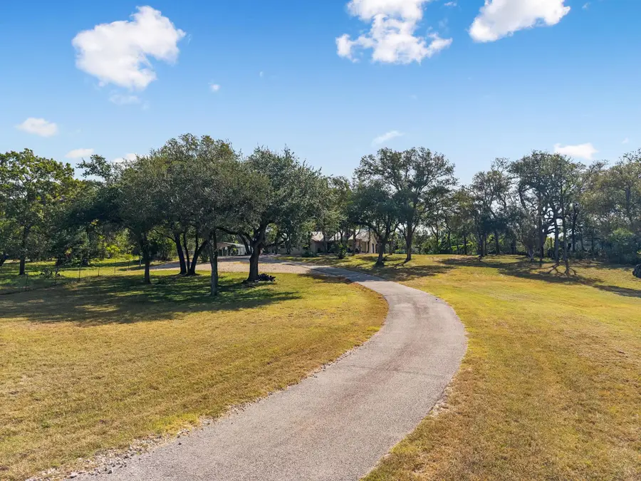 1127 Penion Dr, Austin, TX 78748 - #3