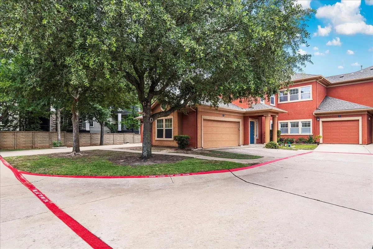 2900 S Lakeline Blvd #124, Cedar Park, TX 78613 - Image #1