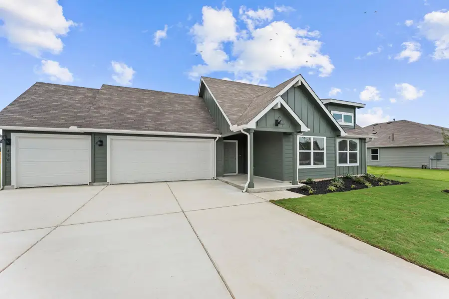 450 Kolbo Crossing Cv, Lockhart, TX 78644 - #2
