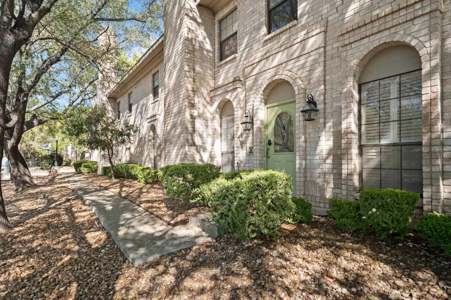 8415 Fredericksburg Rd #907, San Antonio, TX 78229 - #3