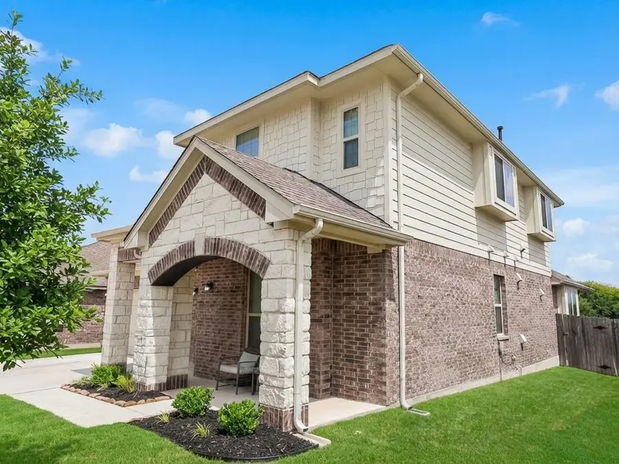545 Elm Green St, Hutto, TX 78634 - #3