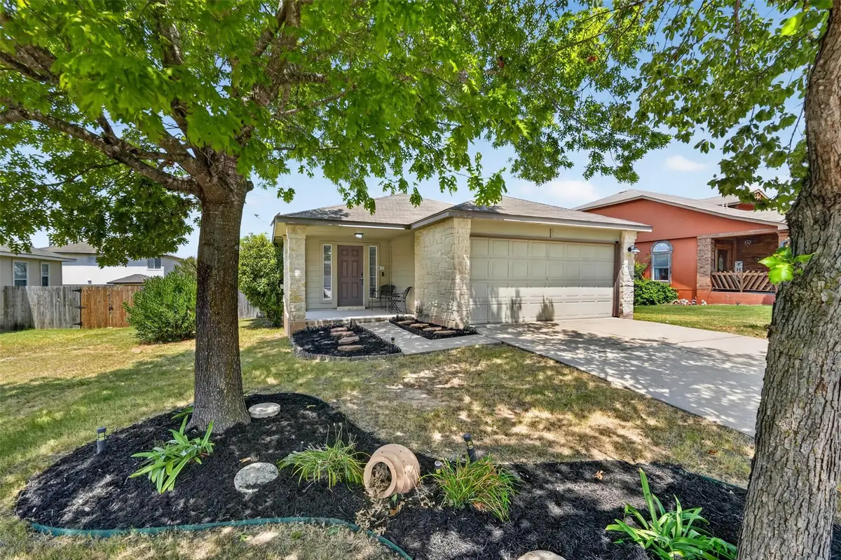 313 Wimberley St, Hutto, TX 78634 - #1