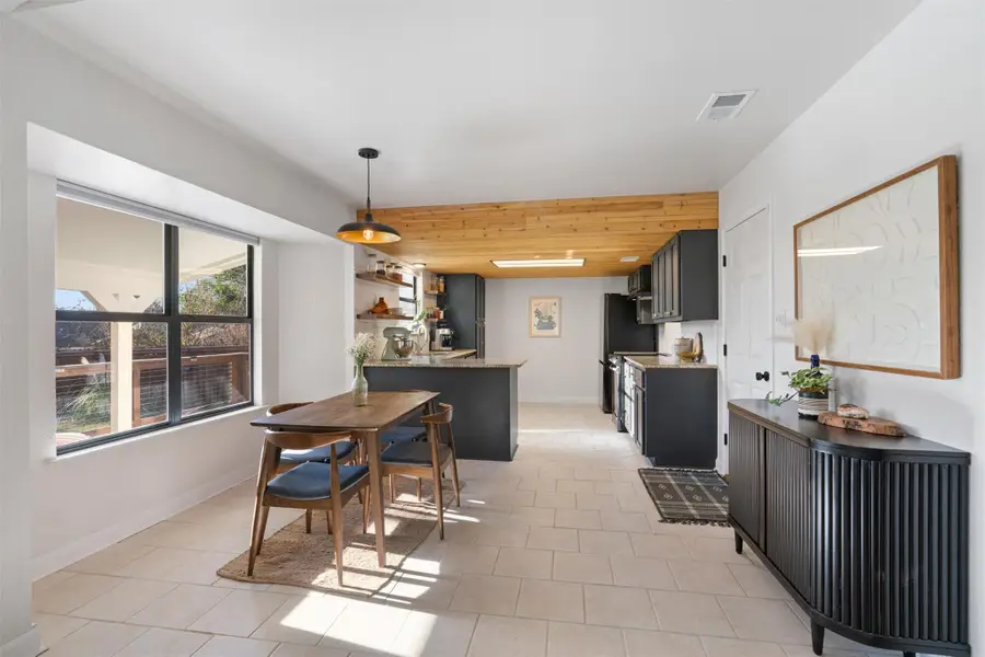 1204 Dunman Dr, Georgetown, TX 78628 - Image #3