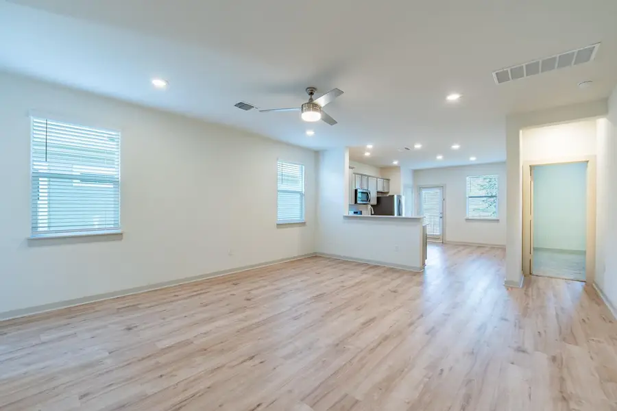10801 Meris Ln, Austin, TX 78754 - #3