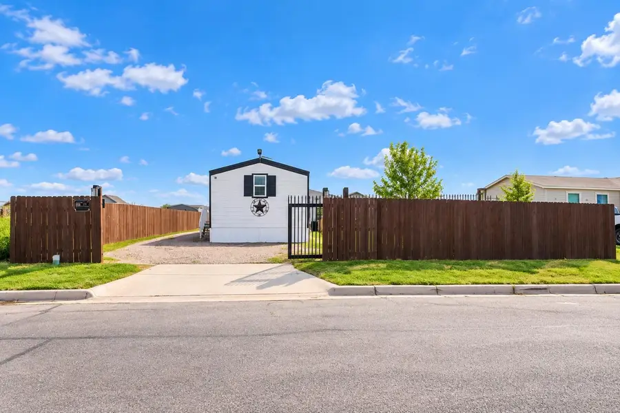 230 Vaquero Ln, Kyle, TX 78640 - #3