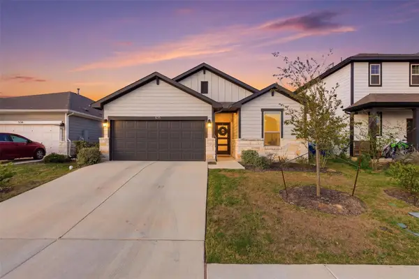 108 Gullivers Dr, Elgin, TX 78621