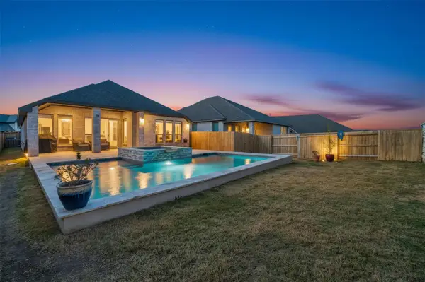 186 Prickly Poppy Loop, Kyle, TX 78640