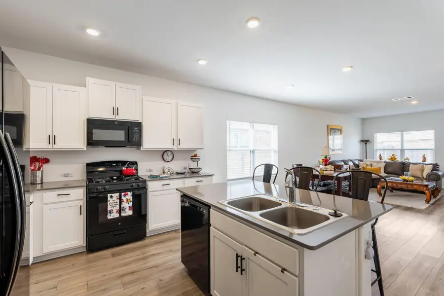 200 Montego St, Hutto, TX 78634 - #3