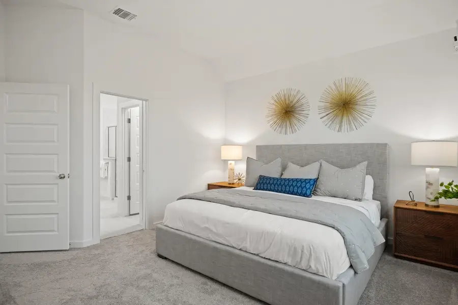 446 Lucky Ave, Elgin, TX 78621 - #2