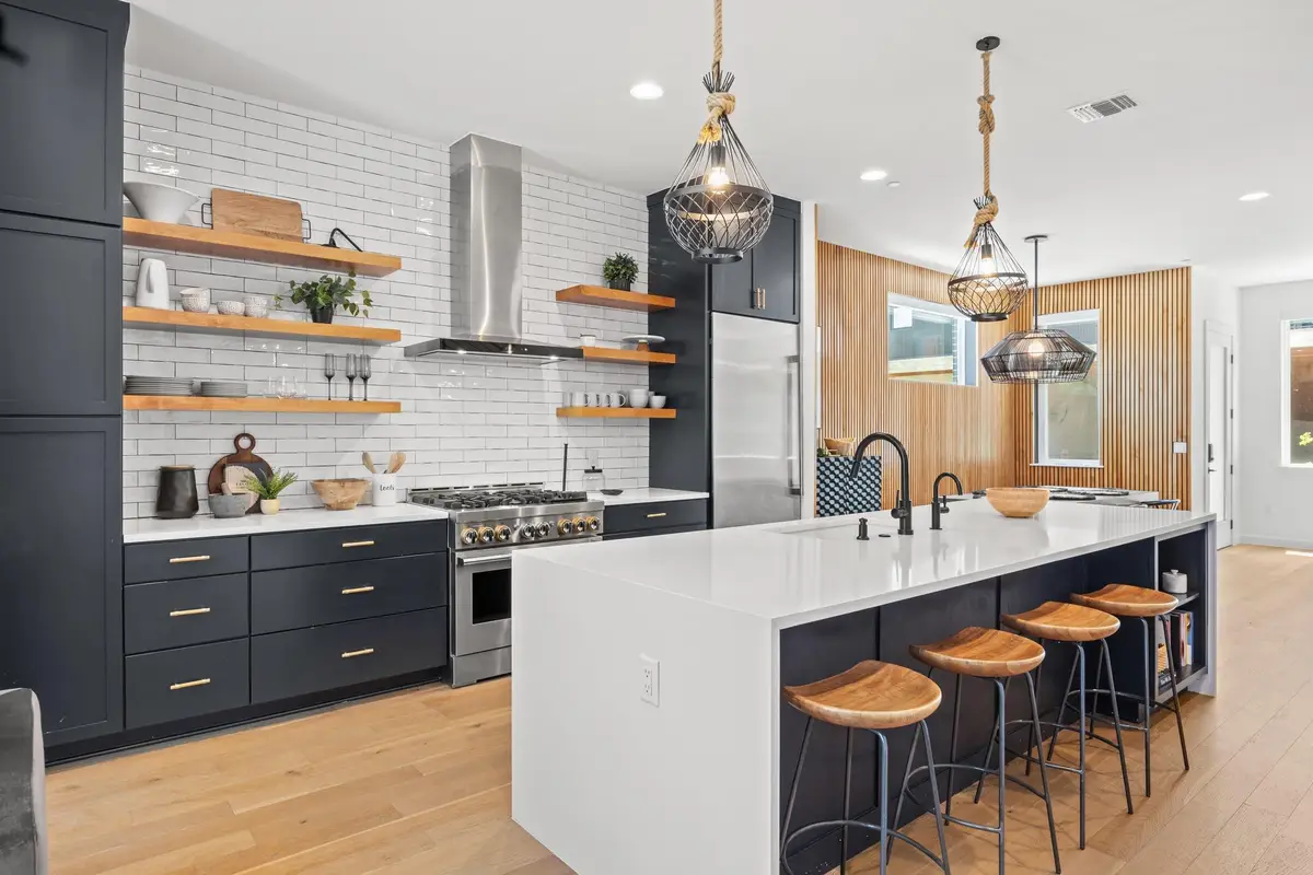 900 S 2nd St #30, Austin, TX 78704 - #1