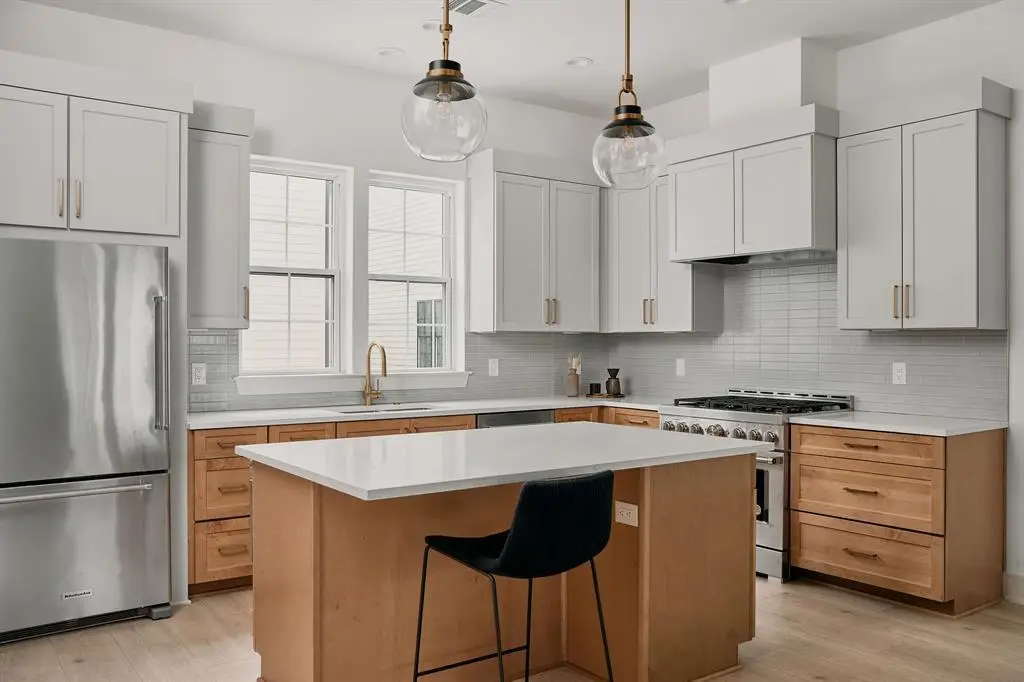 2209 Woodland Ave #601, Austin, TX 78741 - #1
