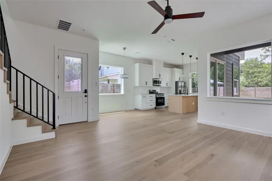 6809 Porter St #2, Austin, TX 78741 - #3