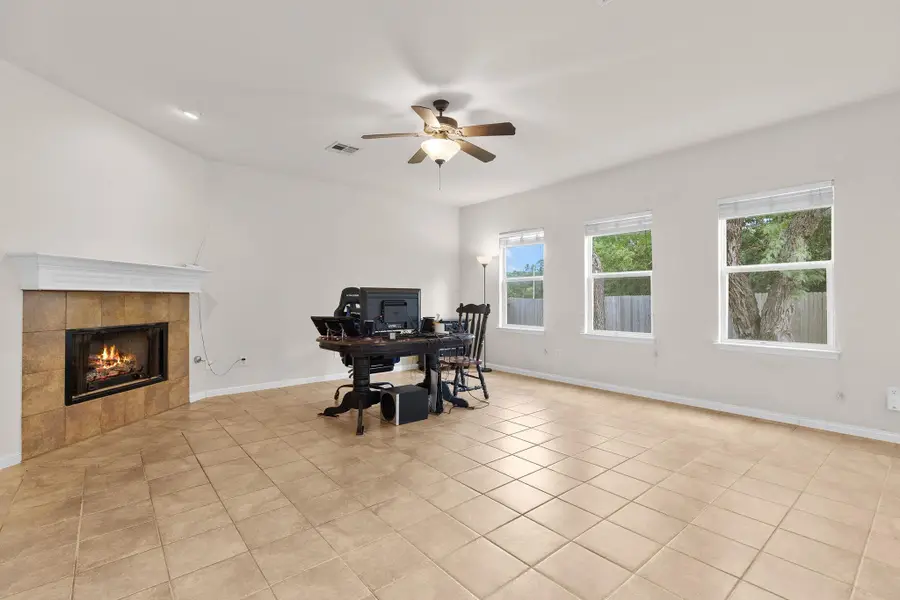 900 Brighton Pl, Round Rock, TX 78665 - #2