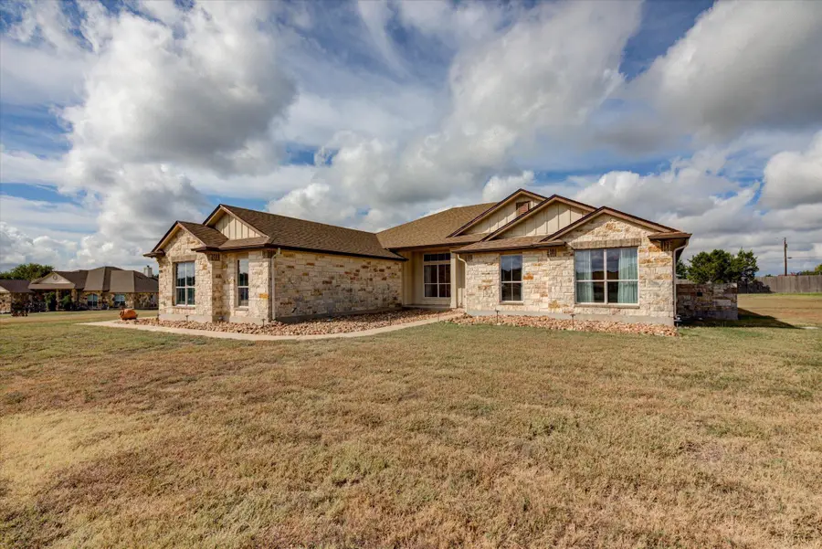 104 S Buckboard, Liberty Hill, TX 78642 - #3