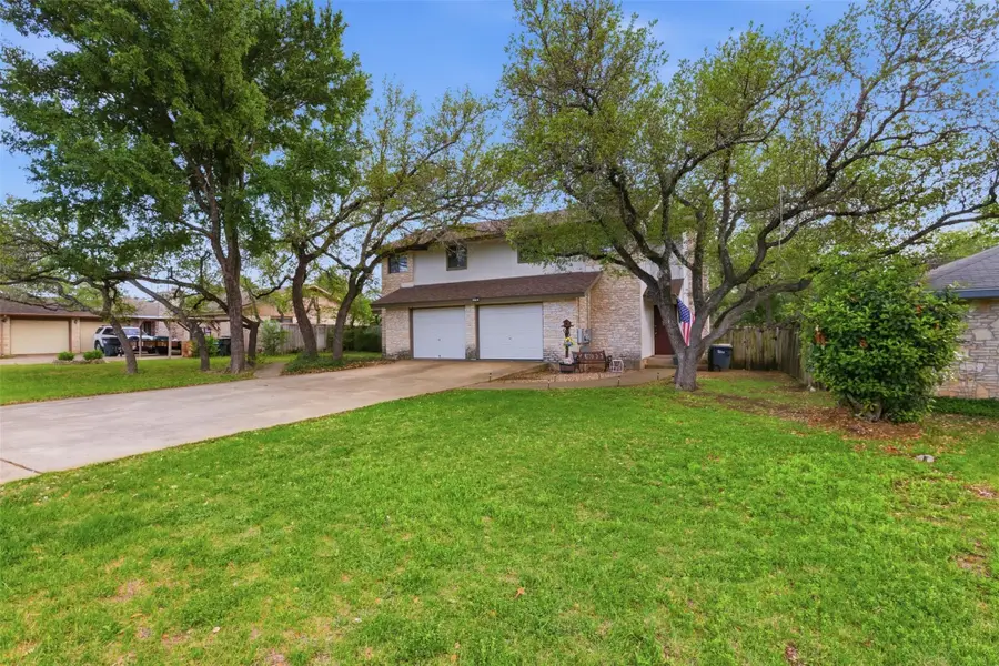 105 Norwood Dr #A/B, Georgetown, TX 78628 - #3