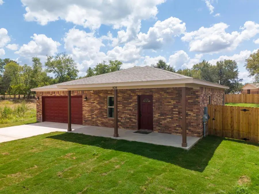 828 Elijah Ln, Lampasas, TX 76550 - #3