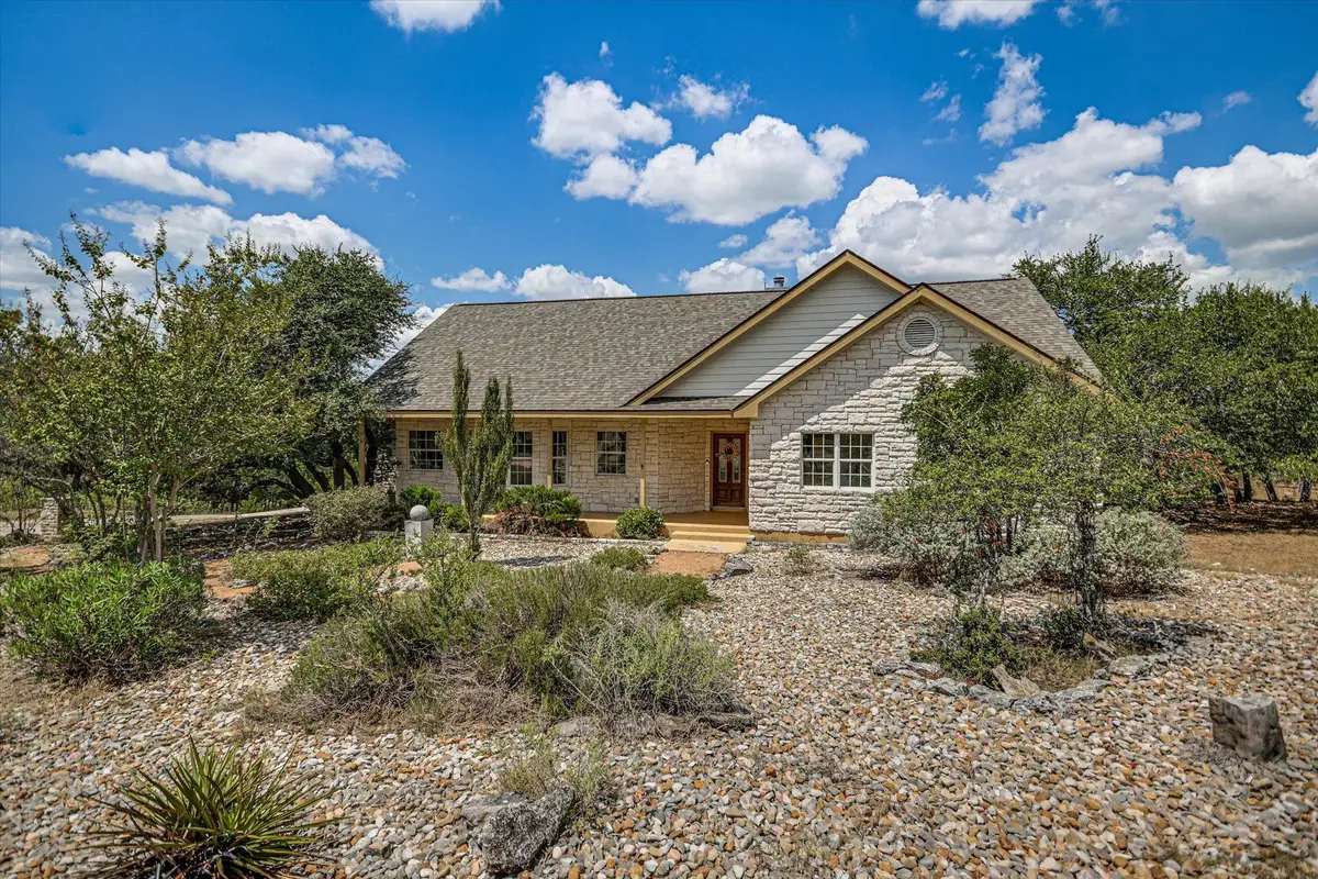 17 Falling Leaf Ln, Wimberley, TX 78676 - #1