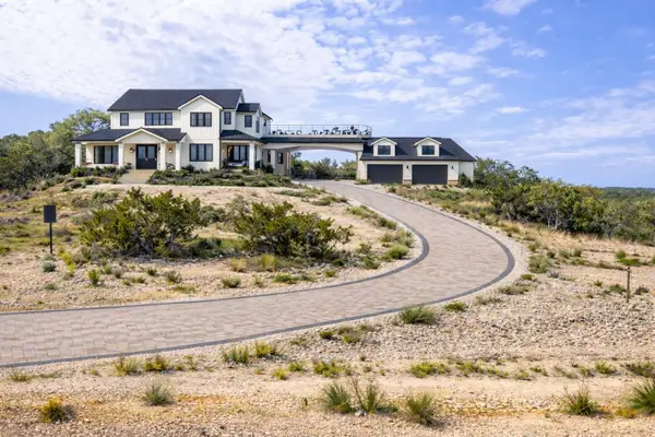 1610 Paradise Pkwy, Canyon Lake, TX 78133