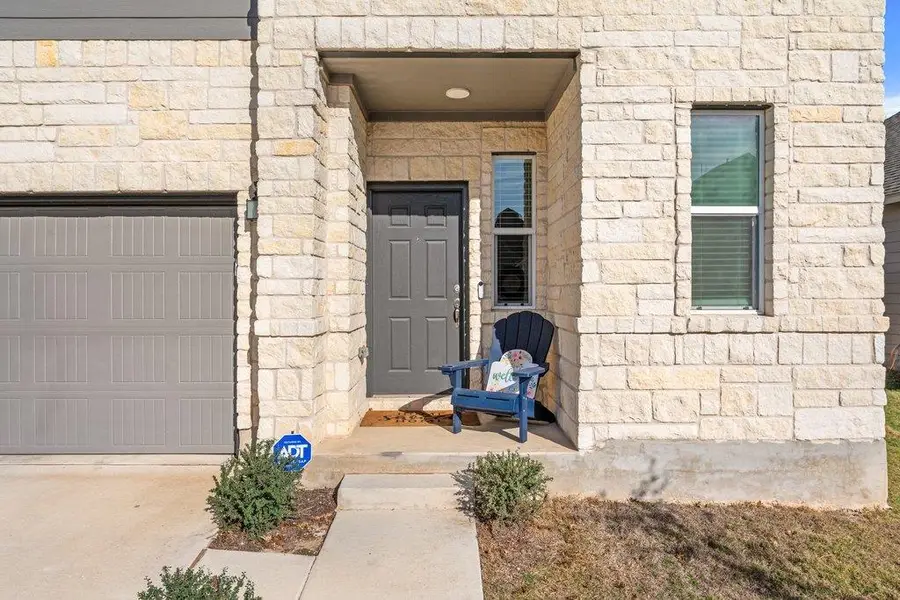 218 Summit Dr, Lockhart, TX 78644 - Image #3