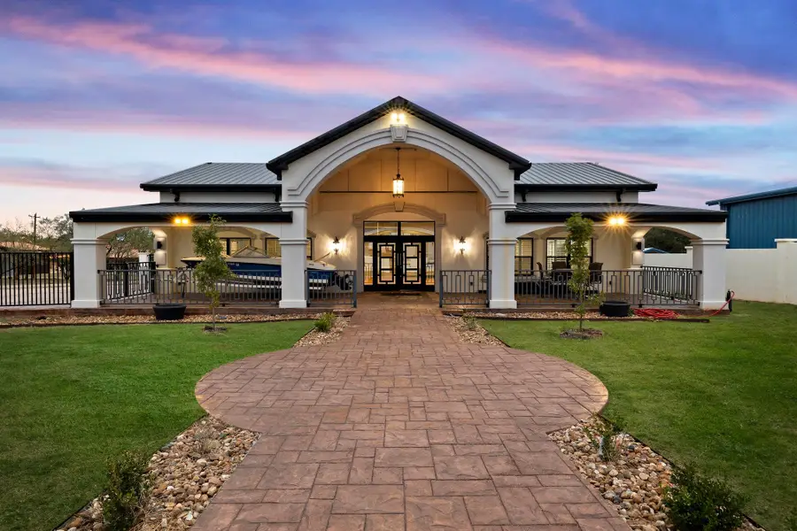 129 Cedar Dr, Horseshoe Bay, TX 78657 - Image #3