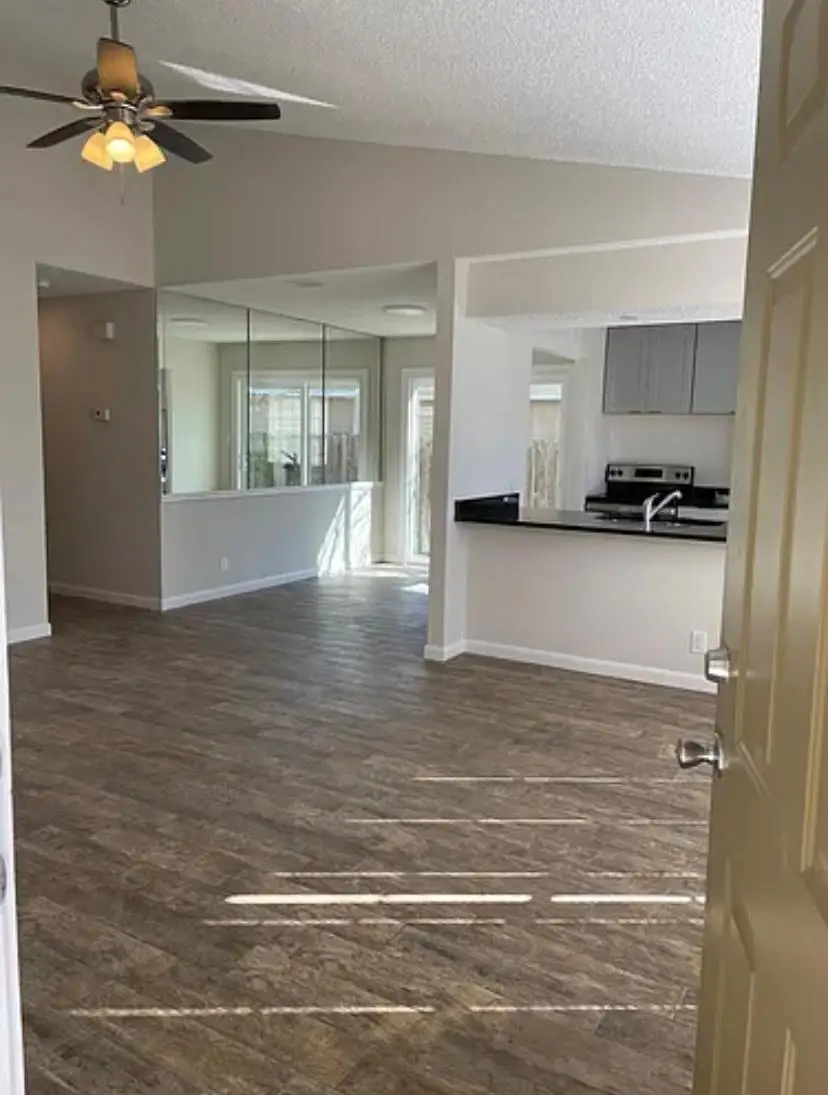 8706 Pineridge Dr #A, B, Austin, TX 78729 - Image #2