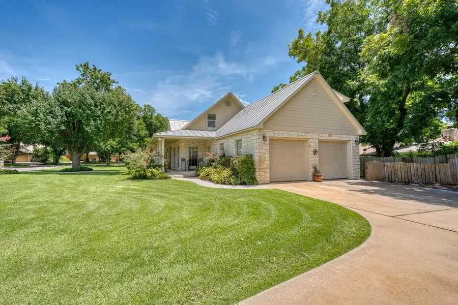 337 Colonial St, Meadowlakes, TX 78654 - Image #3