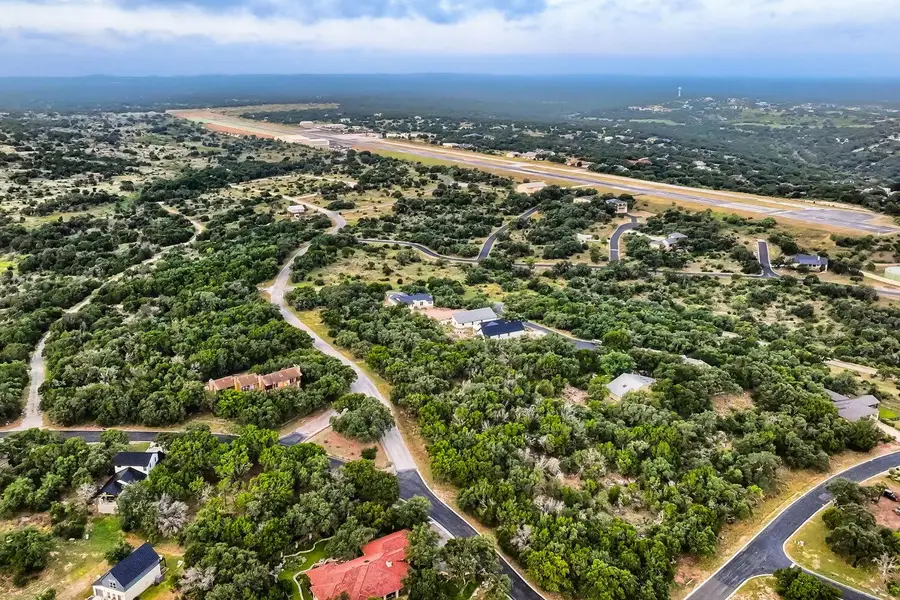 900 Cheyenne St, Horseshoe Bay, TX 78657 - #3