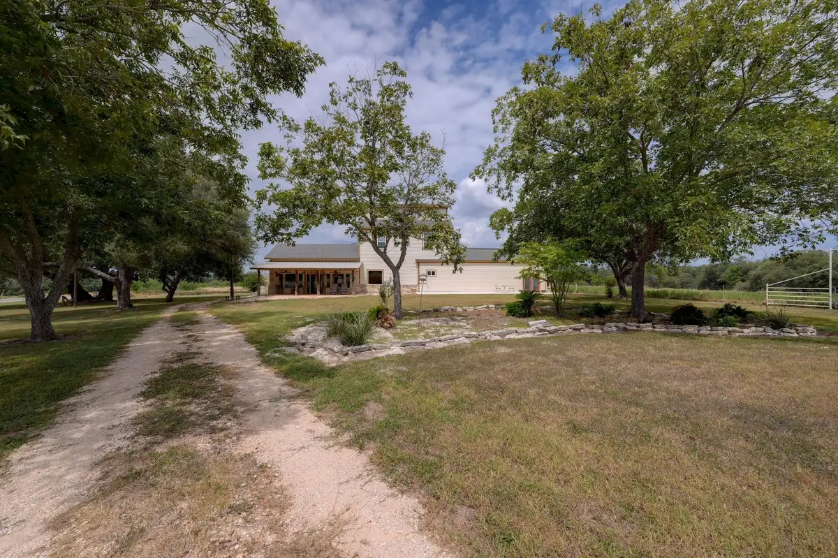 2410 Fm 1680, Moulton, TX 77975 - #1