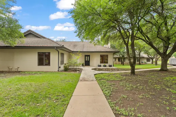 1927 Clubhouse Hill Dr #14, Spicewood, TX 78669