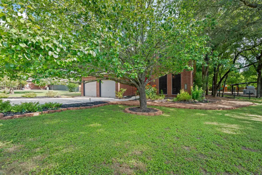222 Primrose Dr, Kyle, TX 78640 - #2