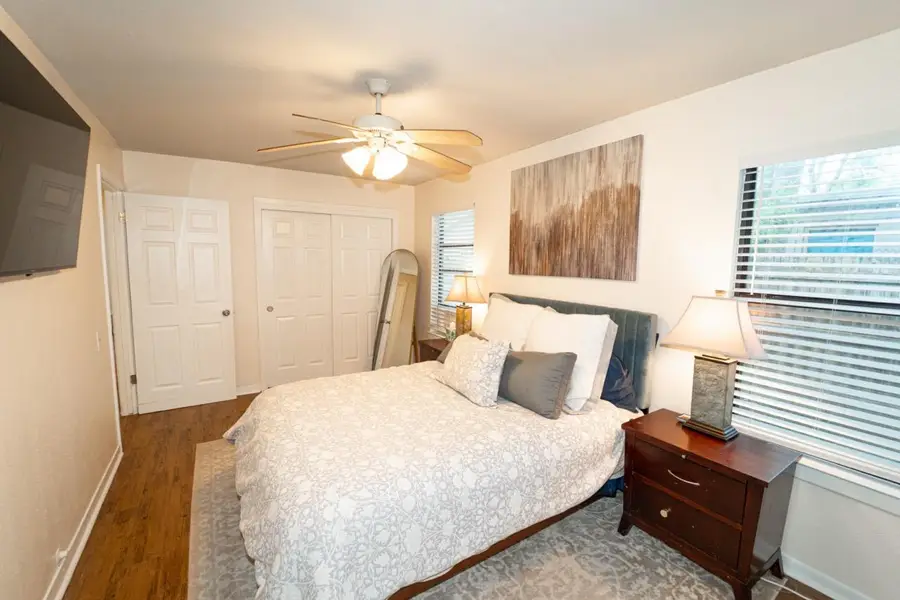 5215 Overbrook Dr, Austin, TX 78723 - #3