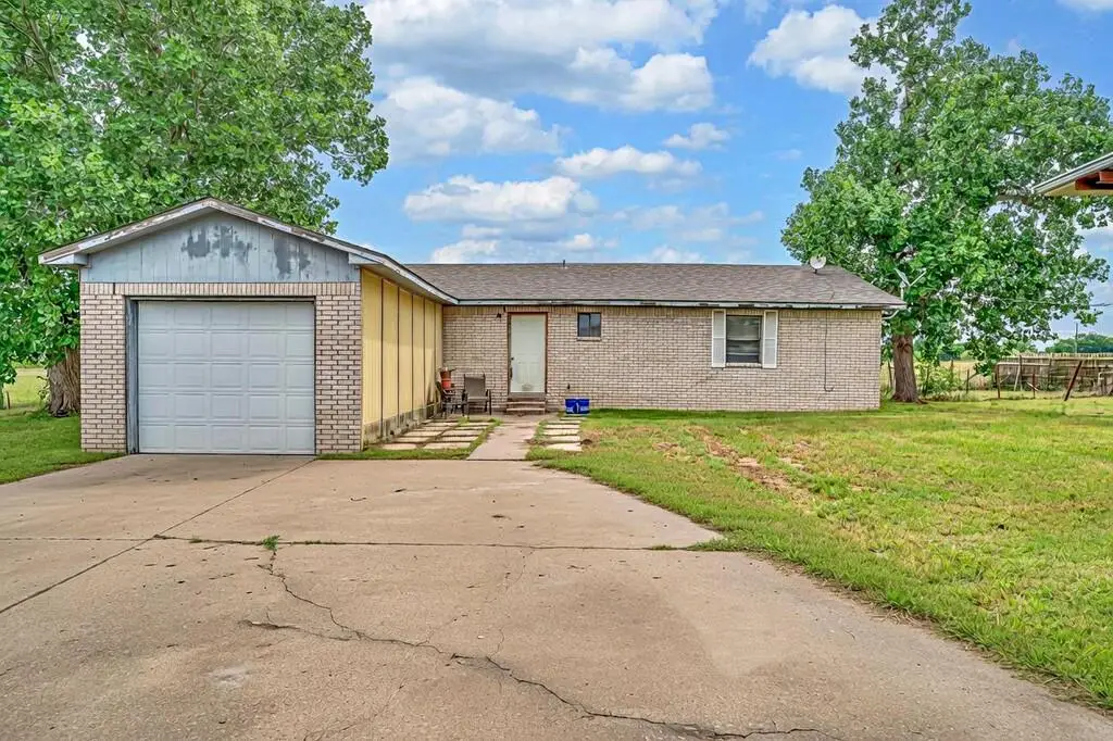 9796 E Us Highway 190, Rogers, TX 76569 - #1