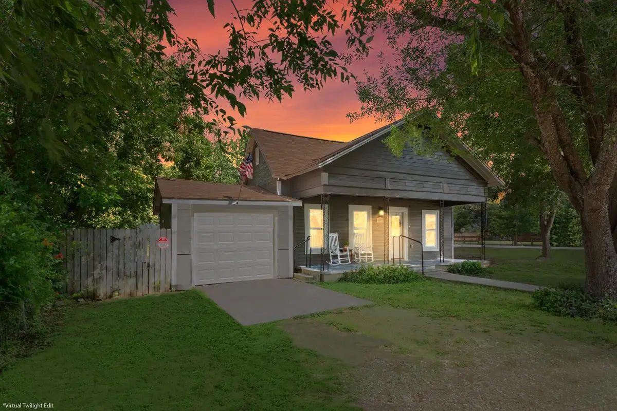405 S Evie St, Bartlett, TX 76511 - #1