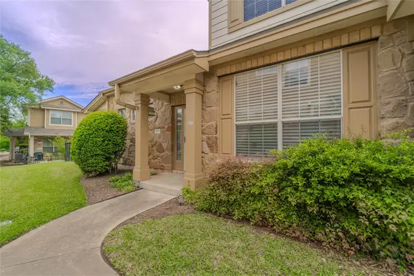 16100 S Great Oaks Dr #2003, Round Rock, TX 78681