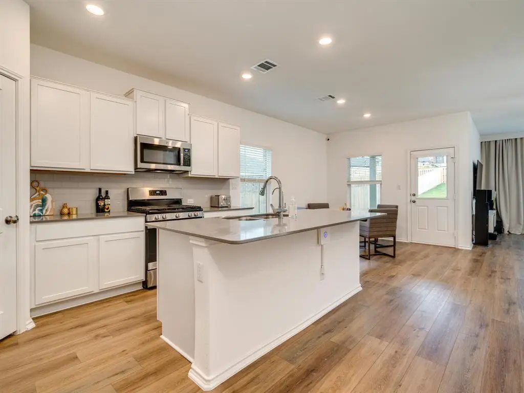 1208 Sweetspire St, Leander, TX 78641 - #1