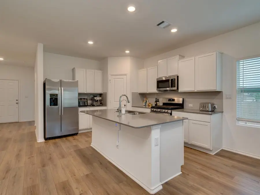 1208 Sweetspire St, Leander, TX 78641 - #2