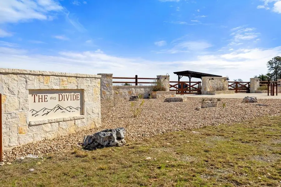 529 Skyline Dr, Blanco, TX 78606 - #3