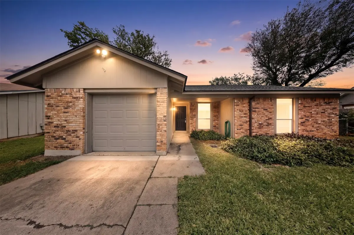 2404 Aldford Dr, Austin, TX 78745 - #1