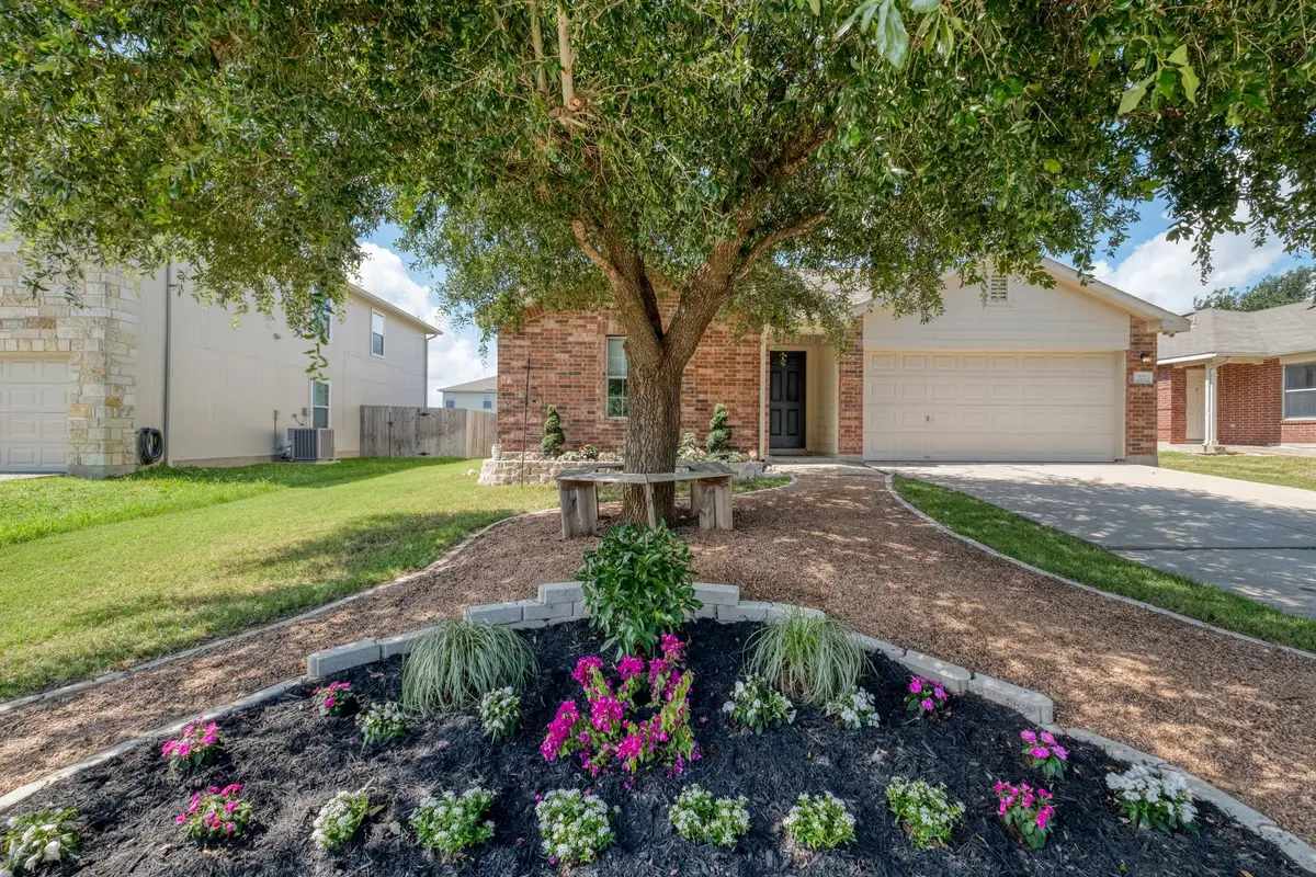 217 Almquist St, Hutto, TX 78634 - #1